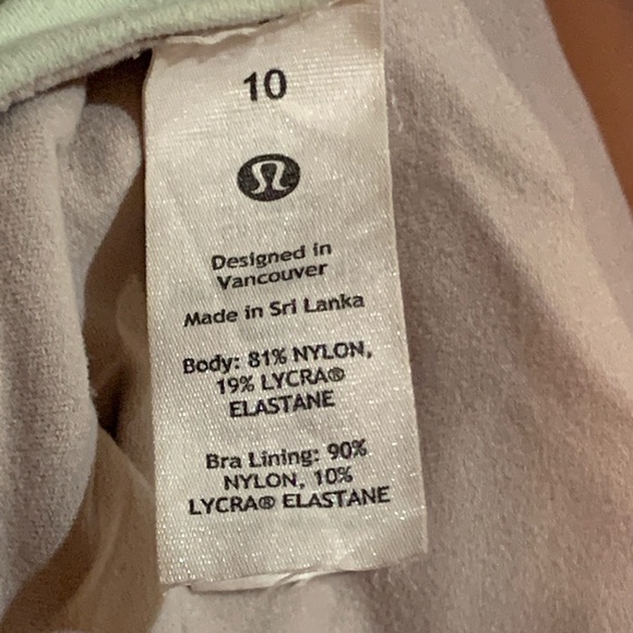 Lululemon Sweet Awakenings Bra Light Green Sz 10 Missing Pads - Picture 4 of 4